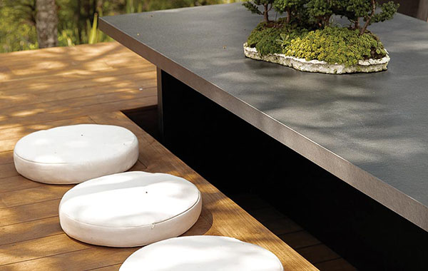 Neolith syncs with Japanese-style design