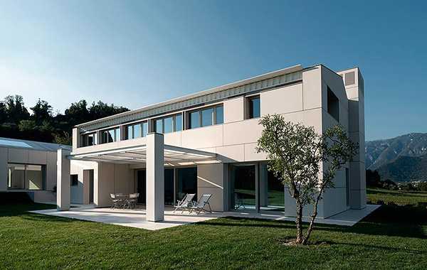 Lapitec takes center stage in Italian villa design