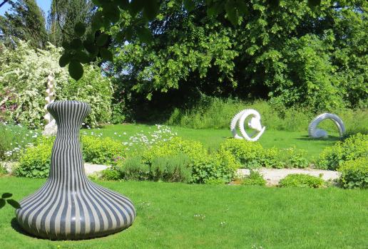 On Form all-stone garden sculpture exhibition – book now