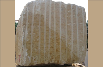 Terrasanta Beige Marble blocks Terrasanta Beige Marble blocks